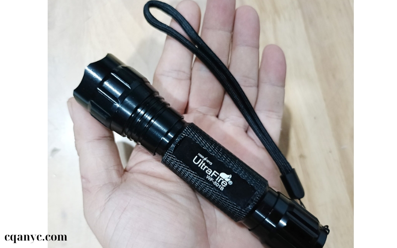 Đèn pin Cree LED 1000 lumens (3)